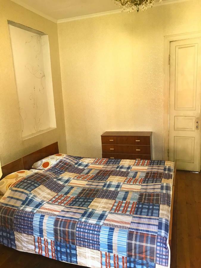 Dea Hotel Zugdidi Kültér fotó