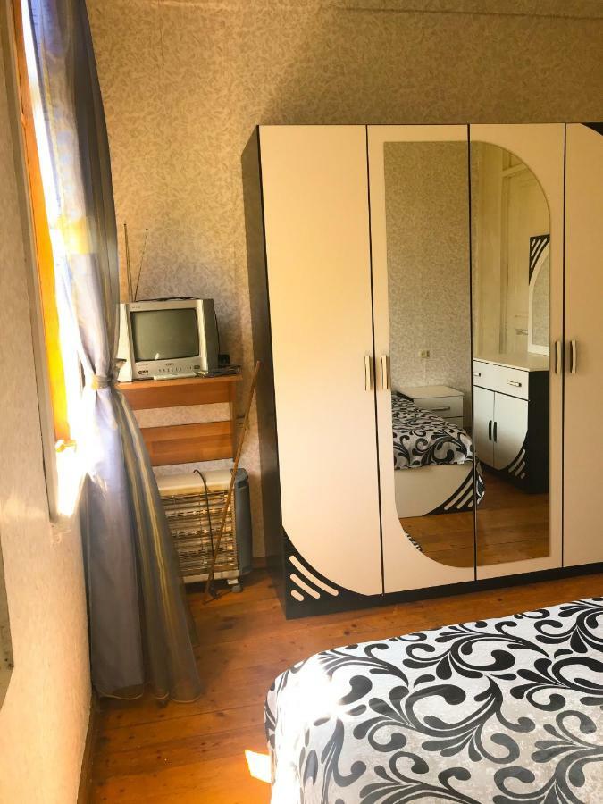 Dea Hotel Zugdidi Kültér fotó